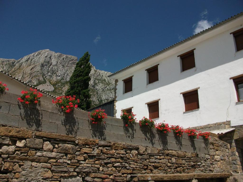 Apartamentos Arcos De Solana Vilas del Turbon Extérieur photo
